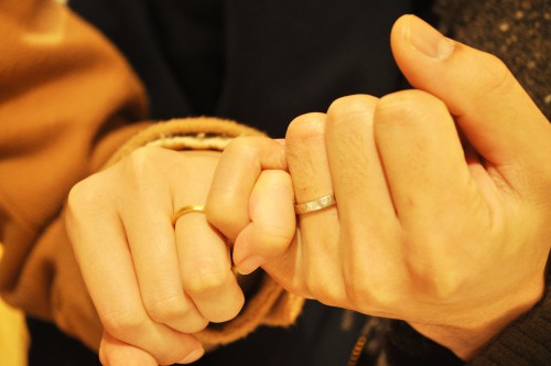 幸せカップル｜結婚指輪｜婚約指輪｜マリッジリング｜エンゲージリング